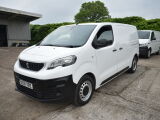 Peugeot Expert 2.0 Blue HDi 1400 Professional MWB  (Euro 6) 120 PS